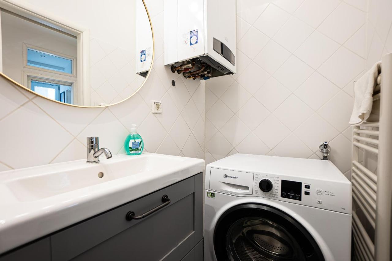 Brand-New Apartment In The 17Th District Of Wien Ngoại thất bức ảnh