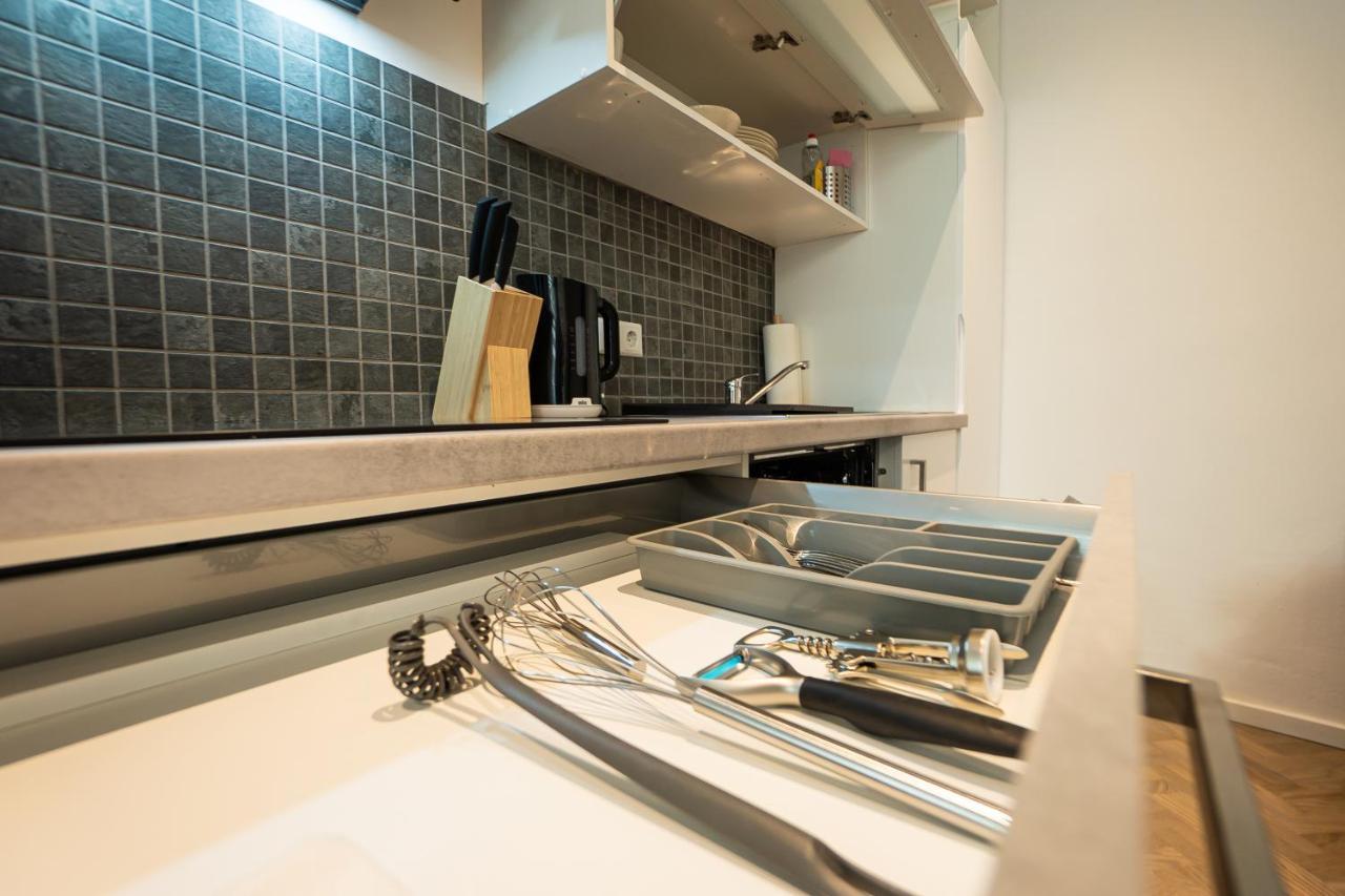 Brand-New Apartment In The 17Th District Of Wien Ngoại thất bức ảnh